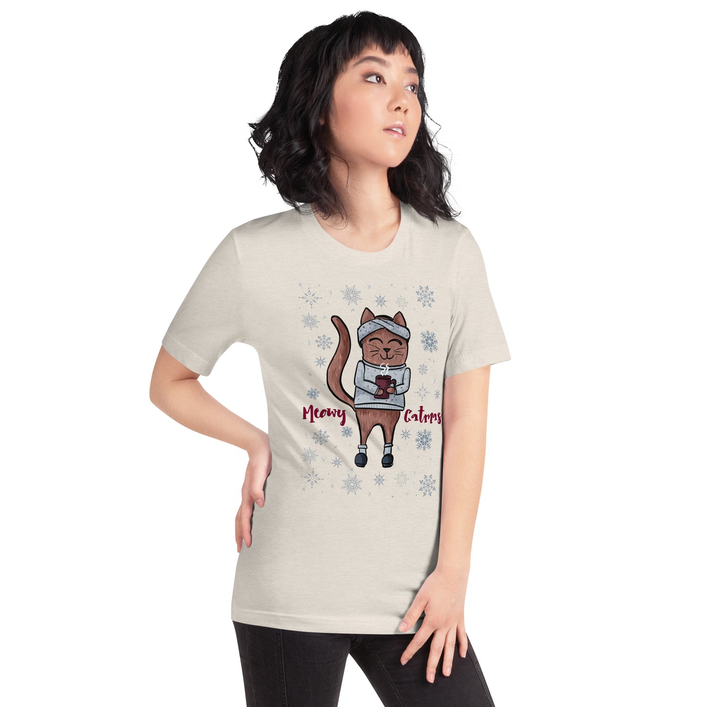 Cat Lover's Christmas Delight: 'Meowy Catmas' Tee